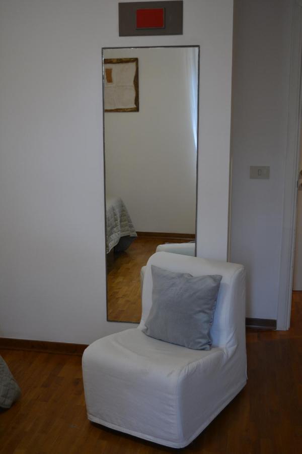 Olaspri Oschiri Extérieur photo